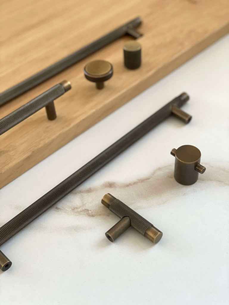 Håndtak Oslo - Antikk Messing - ROM 7