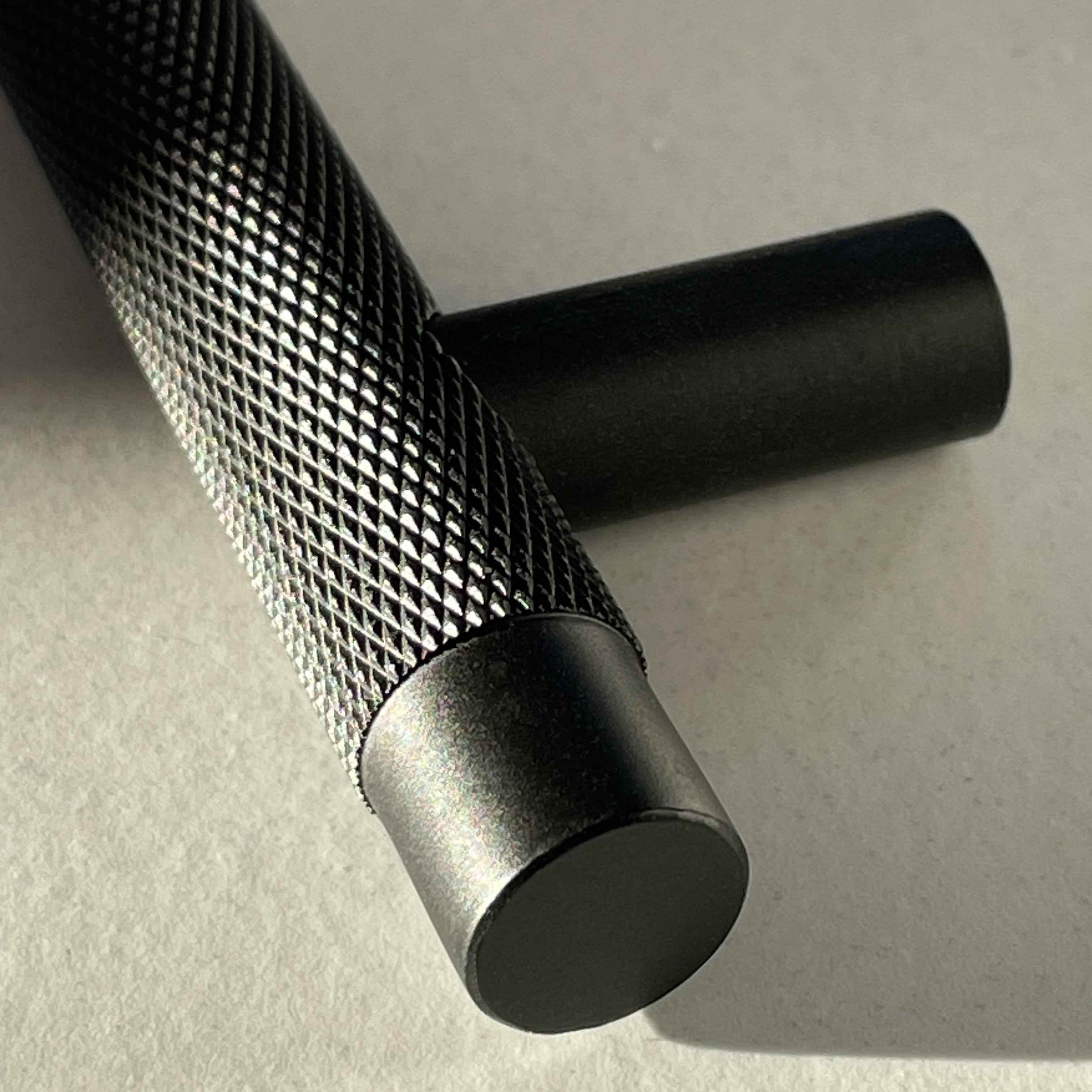 Håndtak Oslo - Matt Svart - ROM 7