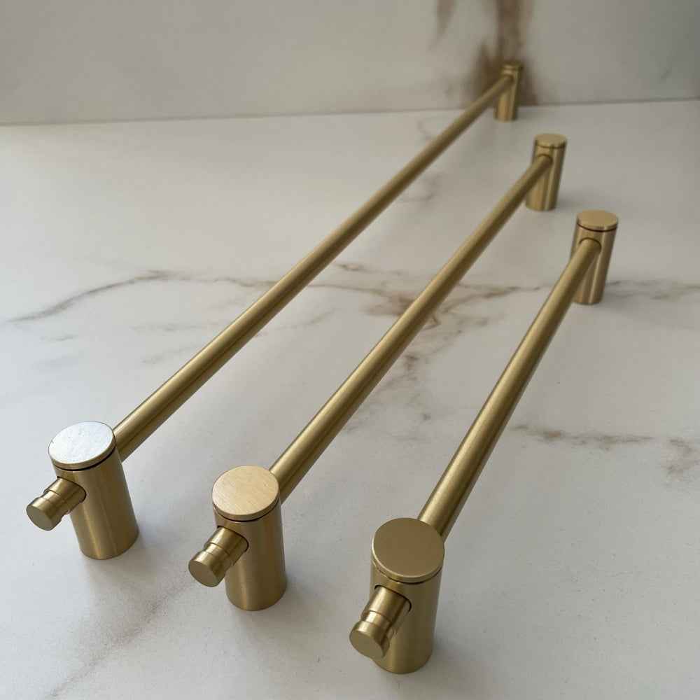 Håndtak London (Justebare) - Bøstet Messing (Matt Gylden) - ROM 7