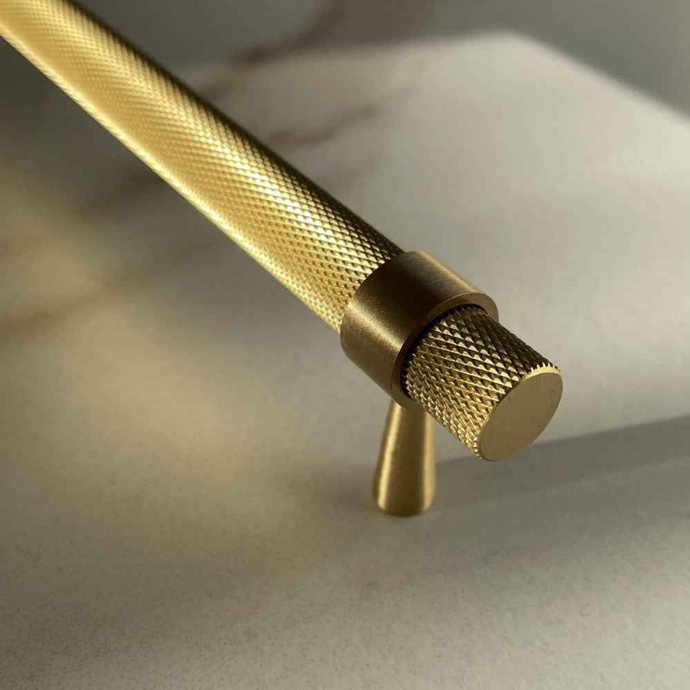 Håndtak Bergen - Bøstet Messing (Matt gylden) - ROM 7