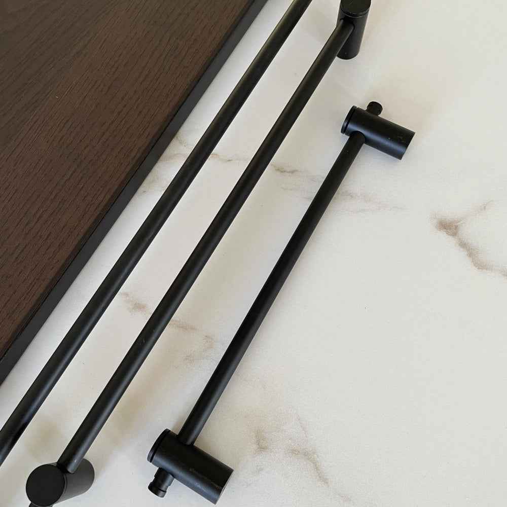 Håndtak London (Justebare) - Matt Svart - ROM 7