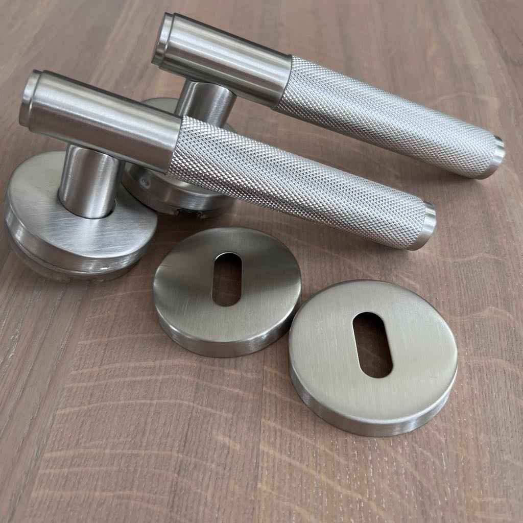 Dørhåntak Oslo - Bøstet Stål