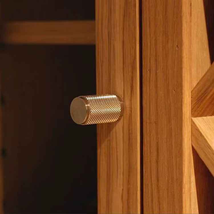 Knott Bergen - Bøstet Messing (Matt Gylden) - ROM 7