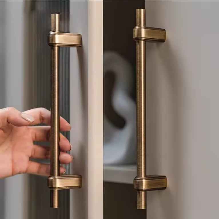 Håndtak Oxford - Antikk Messing - ROM 7